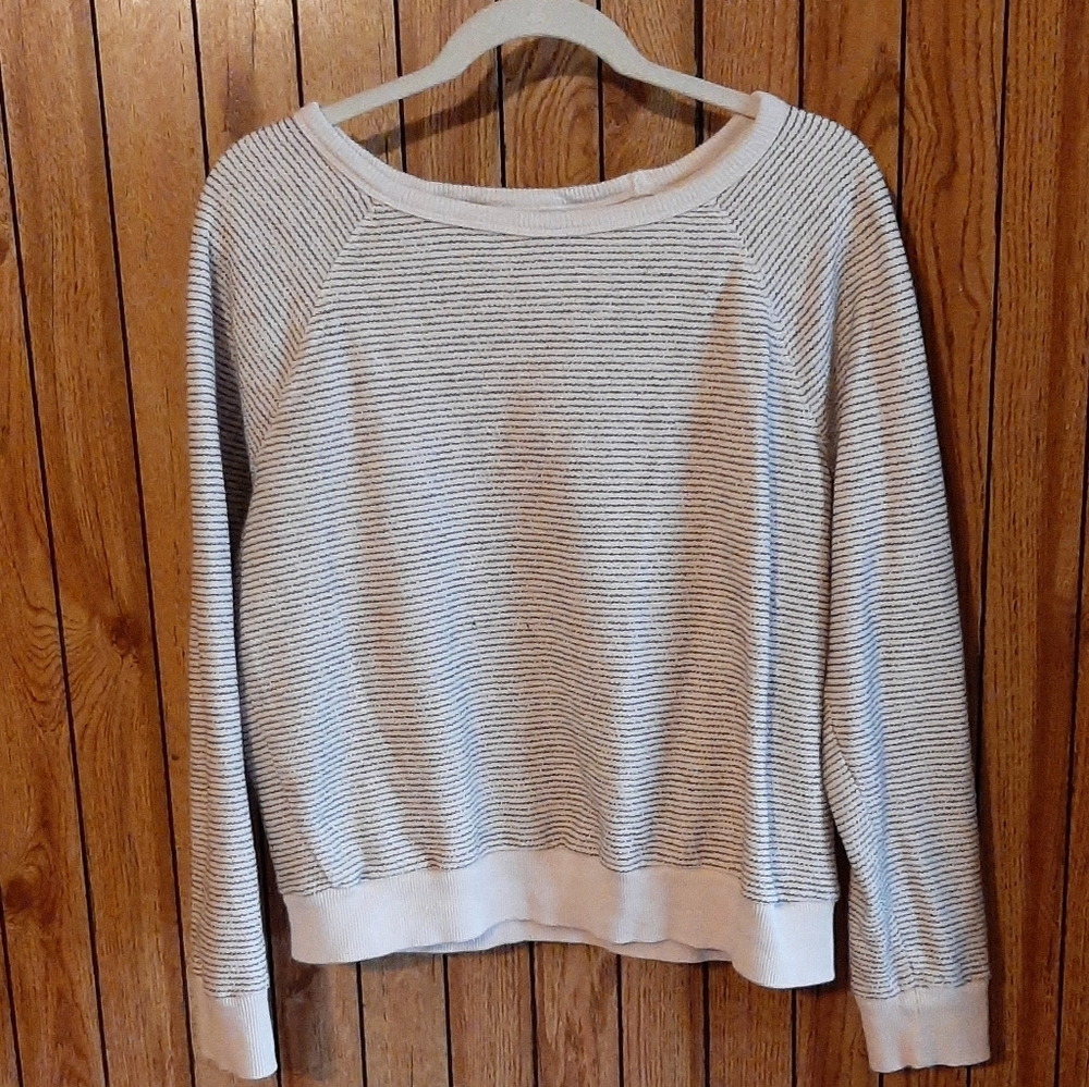 Universal Thread co sweatshirt